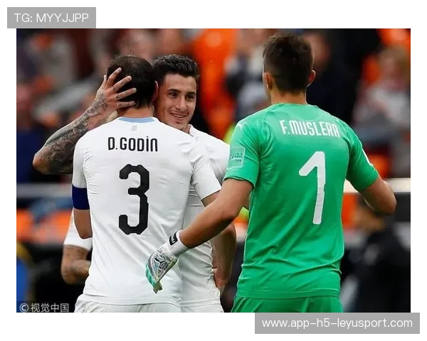 定位球防守与进攻布置解析:战局中的制胜关键 定位球防守与进攻布置解析:战局中的制胜关键