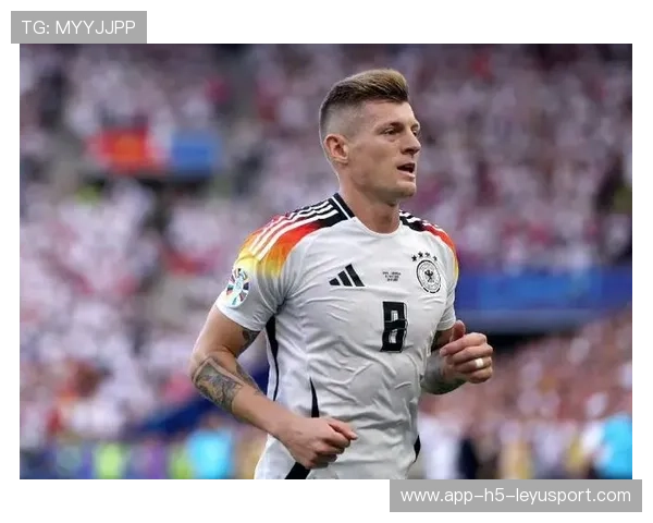 托尼·克罗斯分享赛场呼吸法，队友纷纷试用