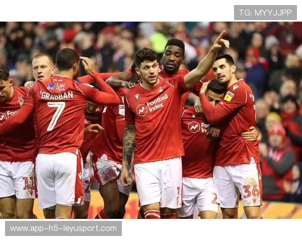 曼联埃文斯防守站位训练更靠谱——解密英超防线的秘密武器