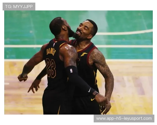 詹姆斯与老队友对话中谈及人生选择，语句掷地有声