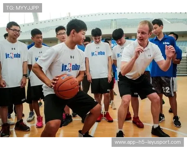篮球在中国体育教师职前教育中的课程分配，体育教师篮球10分钟试讲