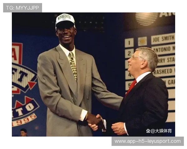 泪水与荣耀:球星告别战的感人瞬间 泪水与荣耀:球星告别战的感人瞬间