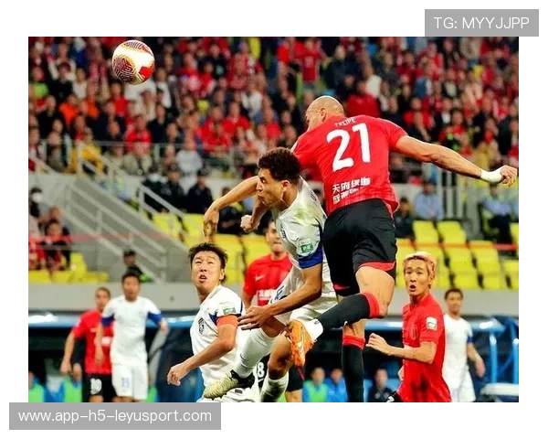 球迷涌入社交平台讨论 比赛热点持续发酵,球迷交流app 球迷涌入社交平台讨论 比赛热点持续发酵,球迷交流app